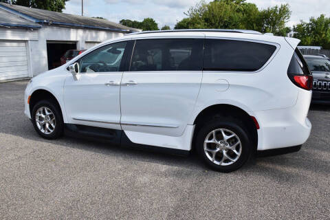 2017 Chrysler Pacifica Limited