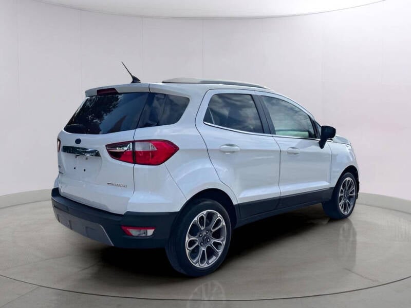 2021 Ford EcoSport Titanium photo 3