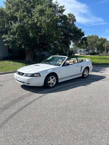 2002 Ford Mustang Deluxe