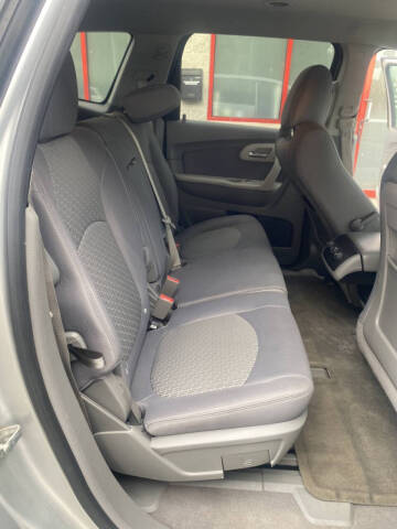 2012 Chevrolet Traverse LS