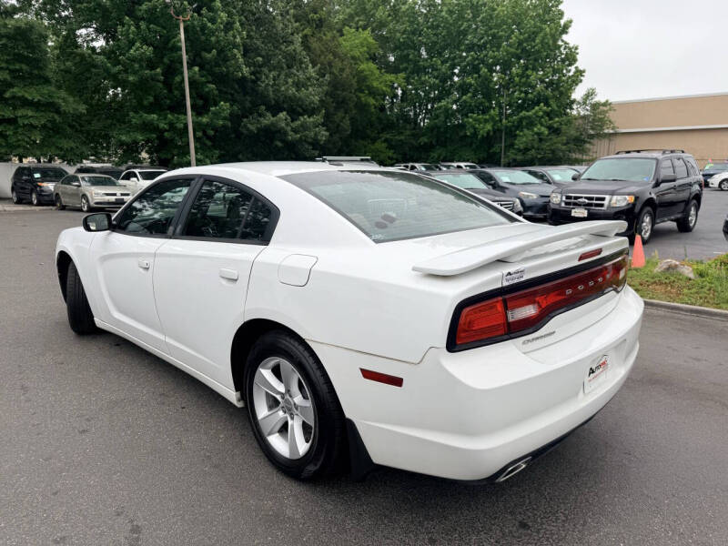 2013 Dodge Charger SE
