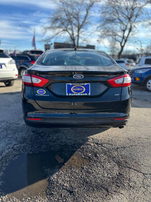 2016 Ford Fusion SE