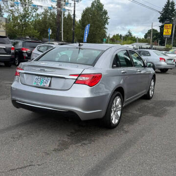 2013 Chrysler 200 Touring