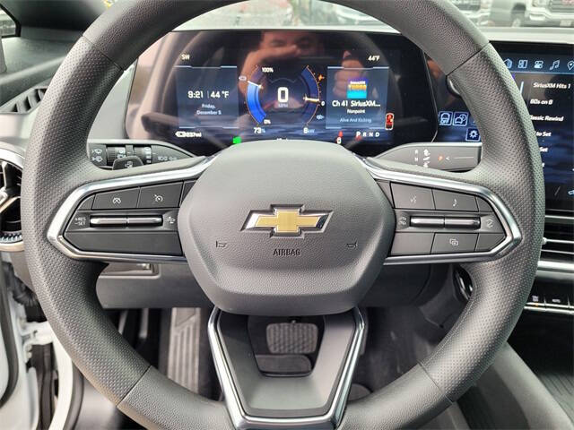 2026 Chevrolet Equinox EV LT 1