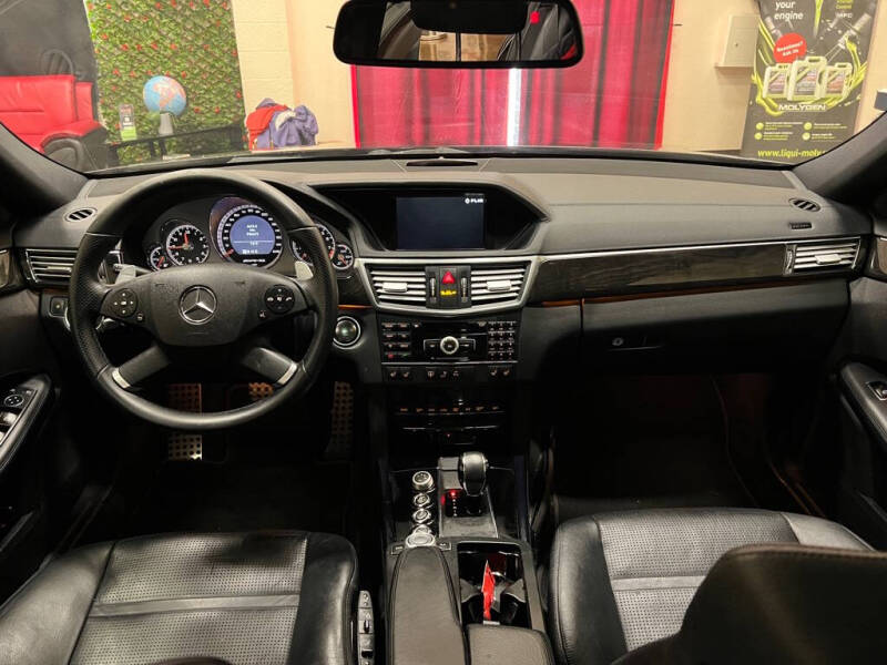 2011 Mercedes-Benz E-Class E 63 AMG