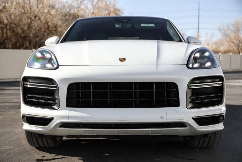 2020 Porsche Cayenne Turbo Coupe