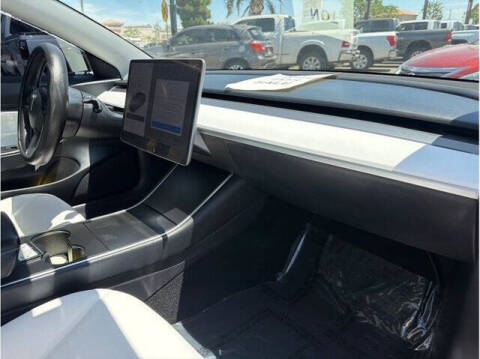 2020 Tesla Model 3 Performance