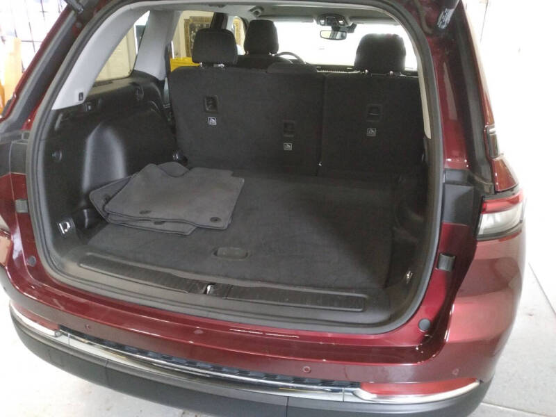 2024 Jeep Grand Cherokee Laredo