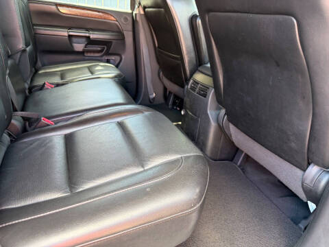 2013 Nissan Armada SL