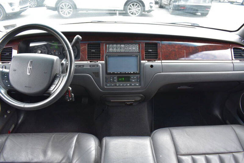 2007 Lincoln Town Car Executive