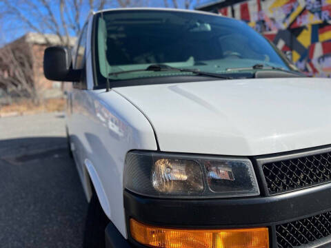 2021 Chevrolet Express 2500