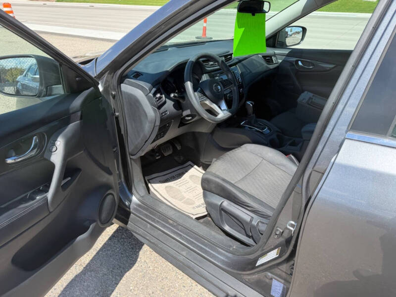 2018 Nissan Rogue S