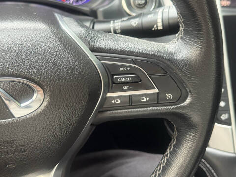 2017 Infiniti Q60 3.0T Premium