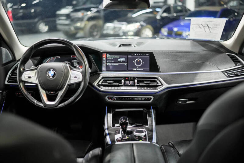 2020 BMW X7 xDrive50i