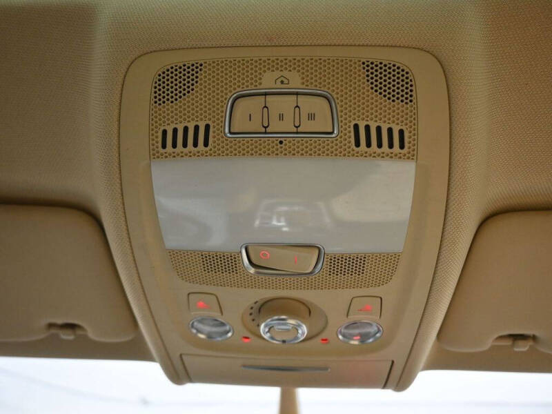 2015 Audi A4 2.0T quattro Premium Plus