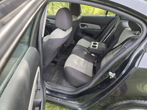 2013 Chevrolet Cruze LS Auto