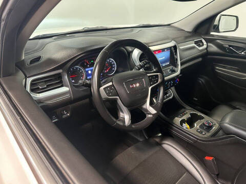2021 GMC Acadia SLT