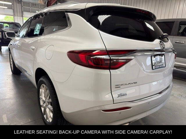 2020 Buick Enclave Essence