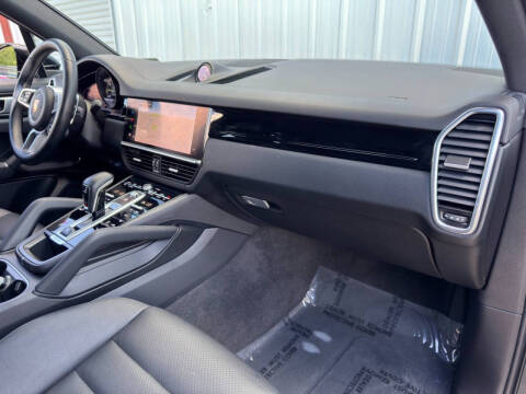 2022 Porsche Cayenne E-Hybrid