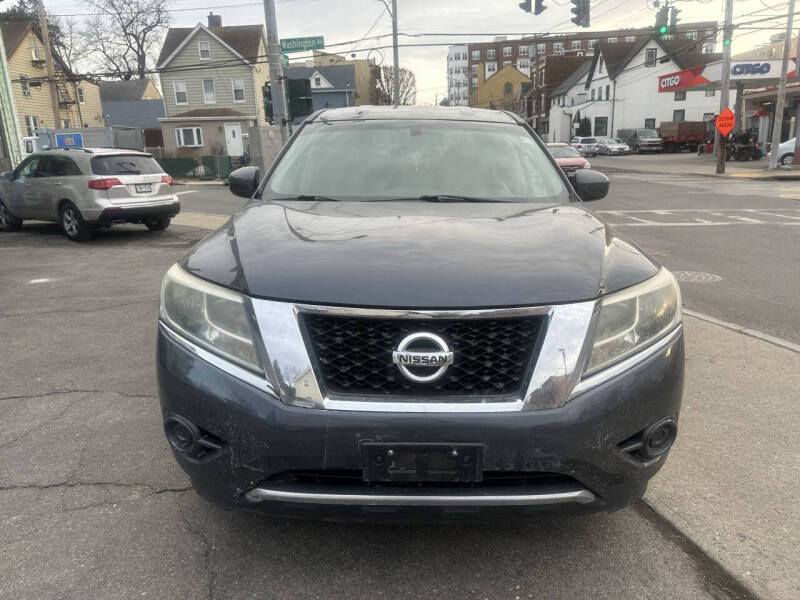 2013 Nissan Pathfinder for sale at White River Auto Sales in New Rochelle NY