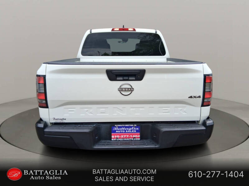 2022 Nissan Frontier S