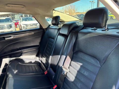 2017 Ford Fusion Energi SE Luxury