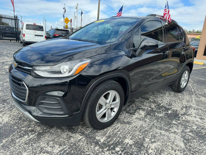 2021 Chevrolet Trax LT photo 2