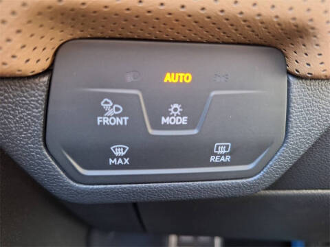 2026 Volkswagen Atlas Cross Sport SEL R-Line Black 4Motion