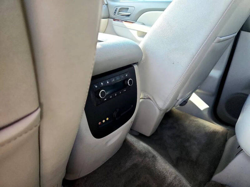 2013 Chevrolet Suburban LTZ