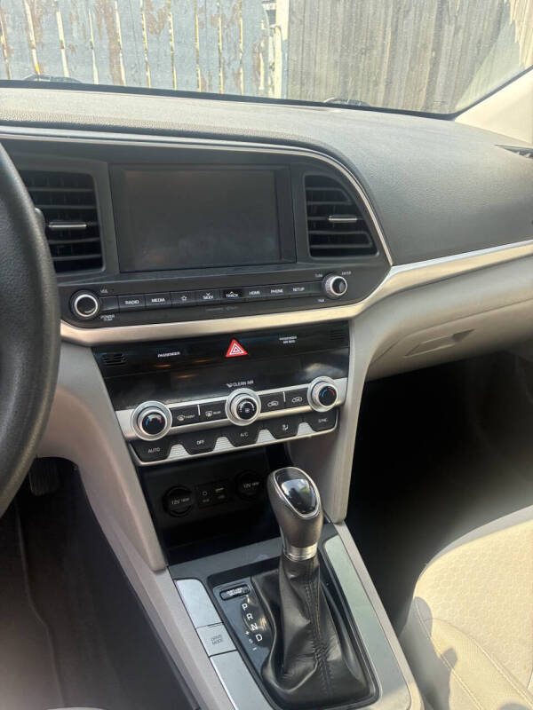2020 Hyundai Elantra SEL