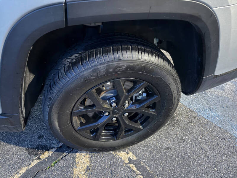 2024 Jeep Grand Cherokee L Altitude