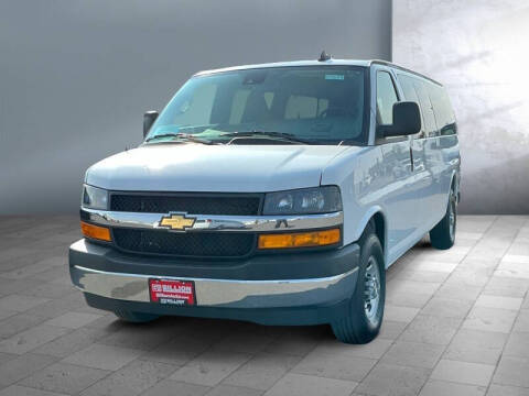 2025 Chevrolet Express LT 3500