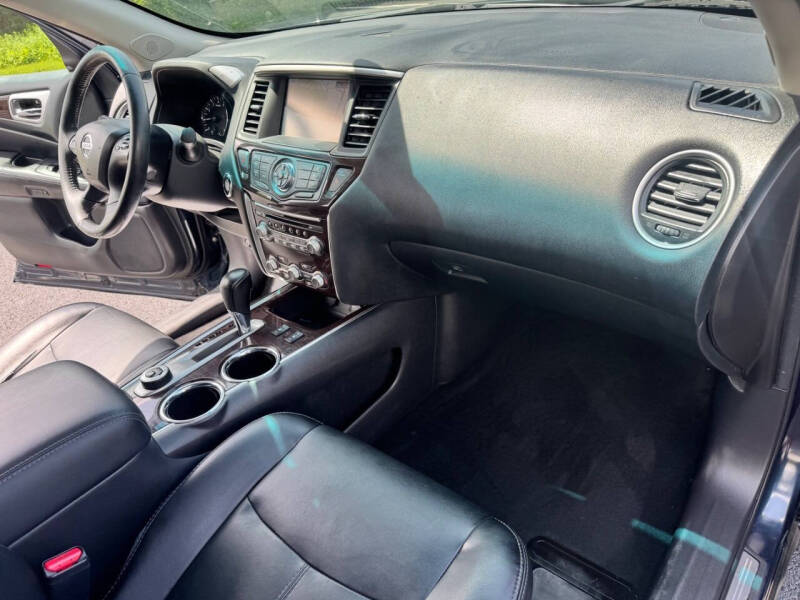 2016 Nissan Pathfinder