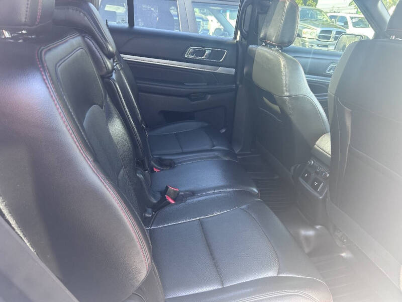 2018 Ford Explorer Sport