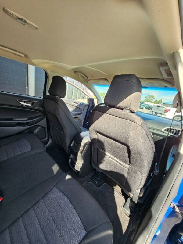 2020 Ford Edge SE