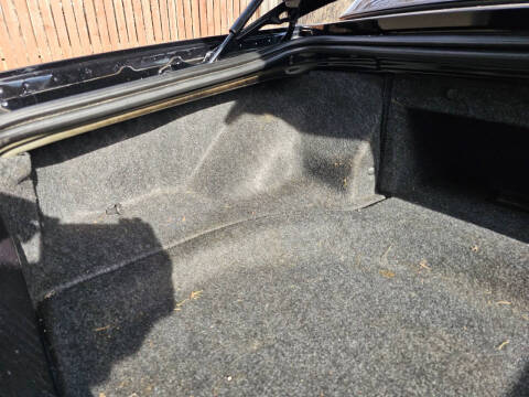 2005 Ford Thunderbird Deluxe