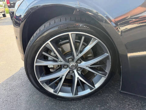 2018 Volvo S90 T5 Momentum