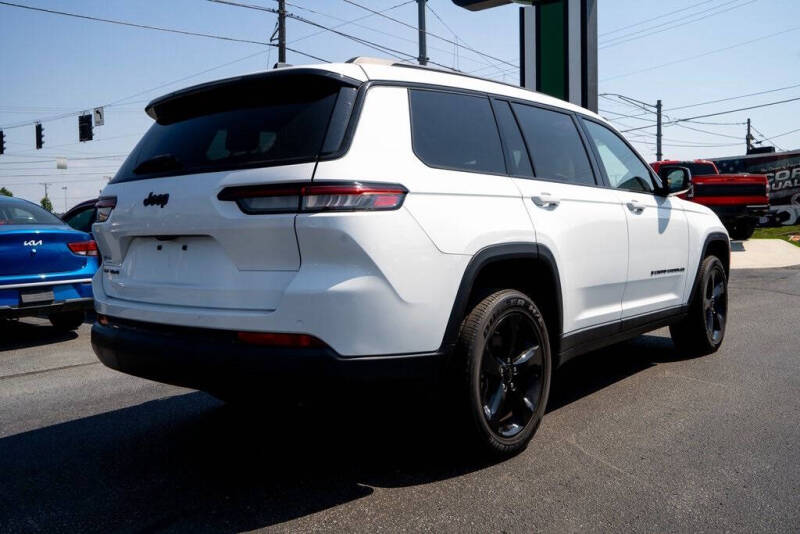 2022 Jeep Grand Cherokee L Altitude