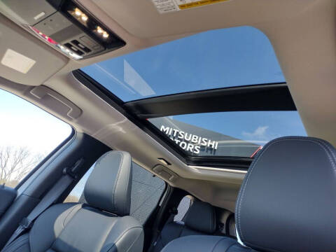 2026 Mitsubishi Outlander SEL