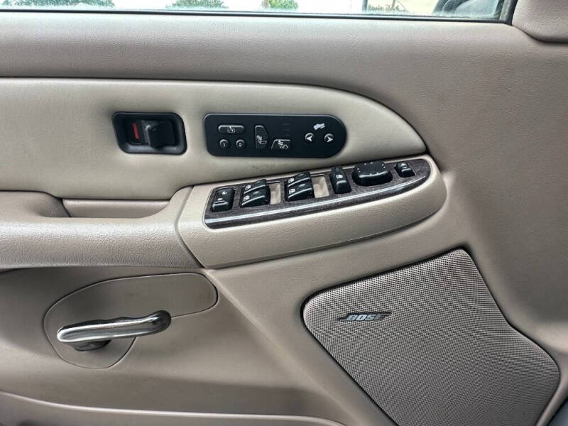 2003 GMC Yukon Denali