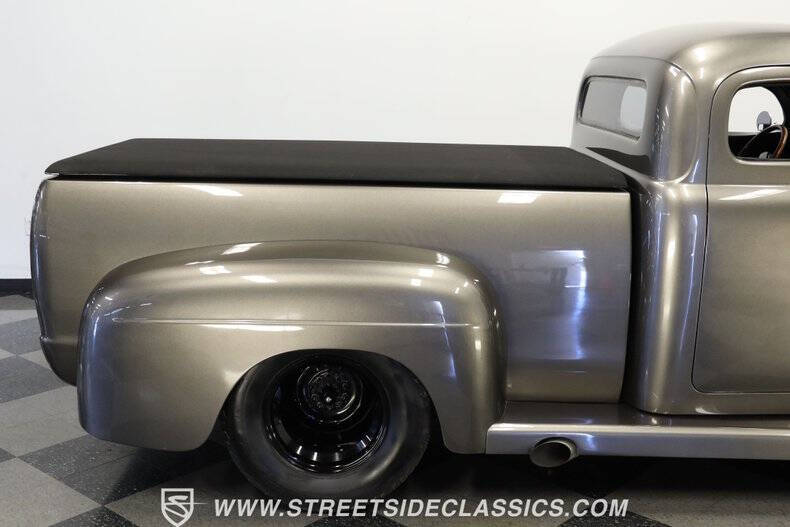 1948 Ford F-100