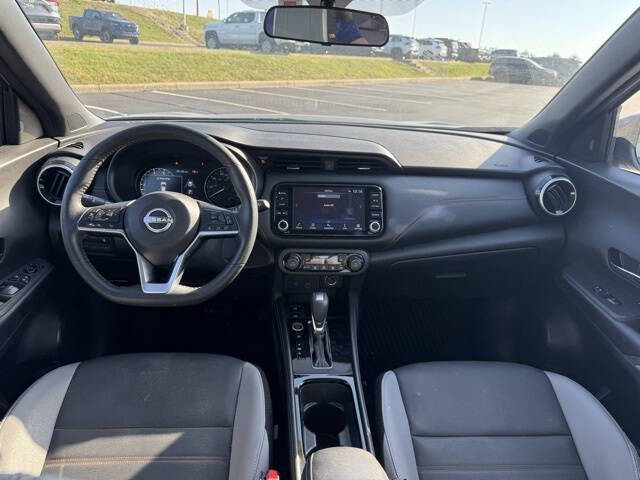 2024 Nissan Kicks SR