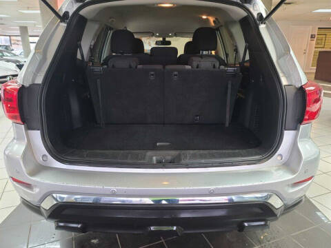 2017 Nissan Pathfinder SV