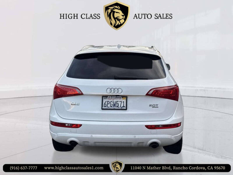 2011 Audi Q5 2.0T quattro Premium Plus