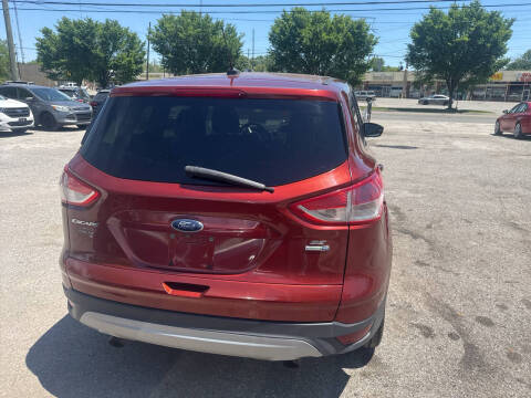 2016 Ford Escape SE