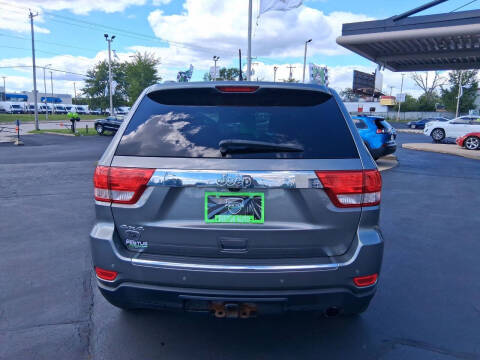 2011 Jeep Grand Cherokee Overland Summit