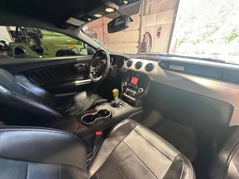 2017 Ford Mustang GT Premium