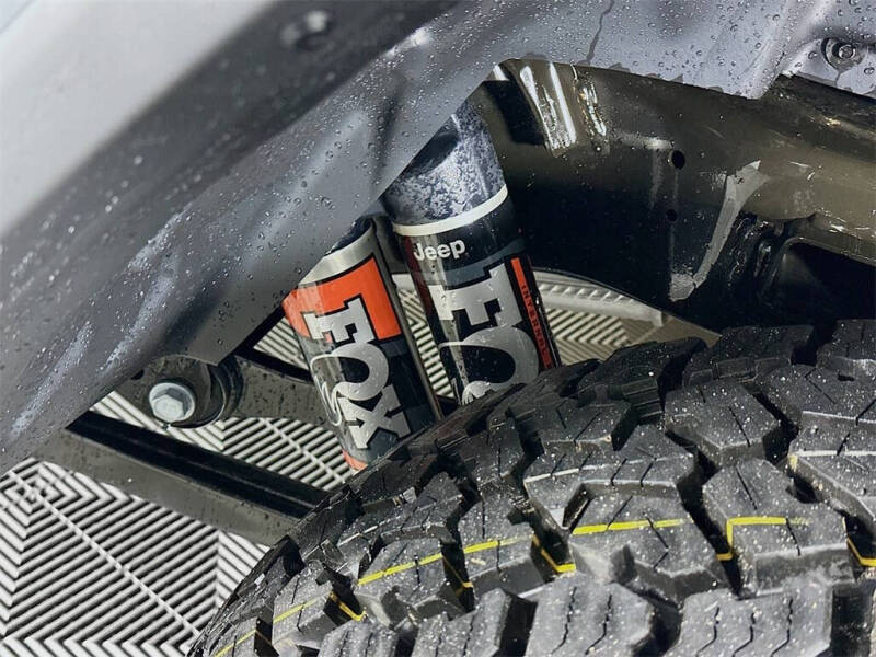 2025 Jeep Gladiator Mojave X