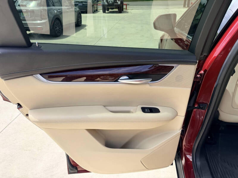 2018 Cadillac XT5 Luxury