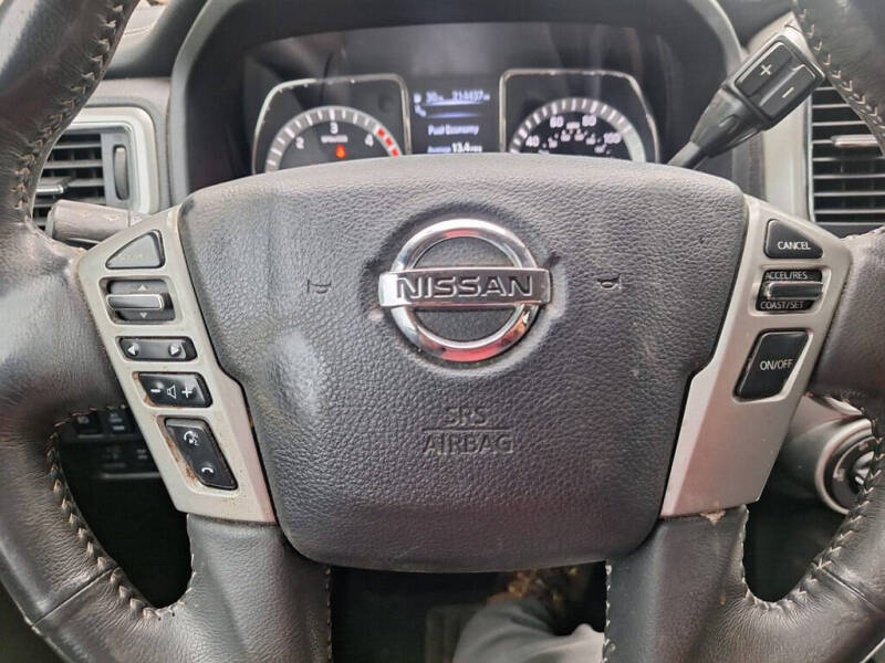 2017 Nissan Titan XD SL